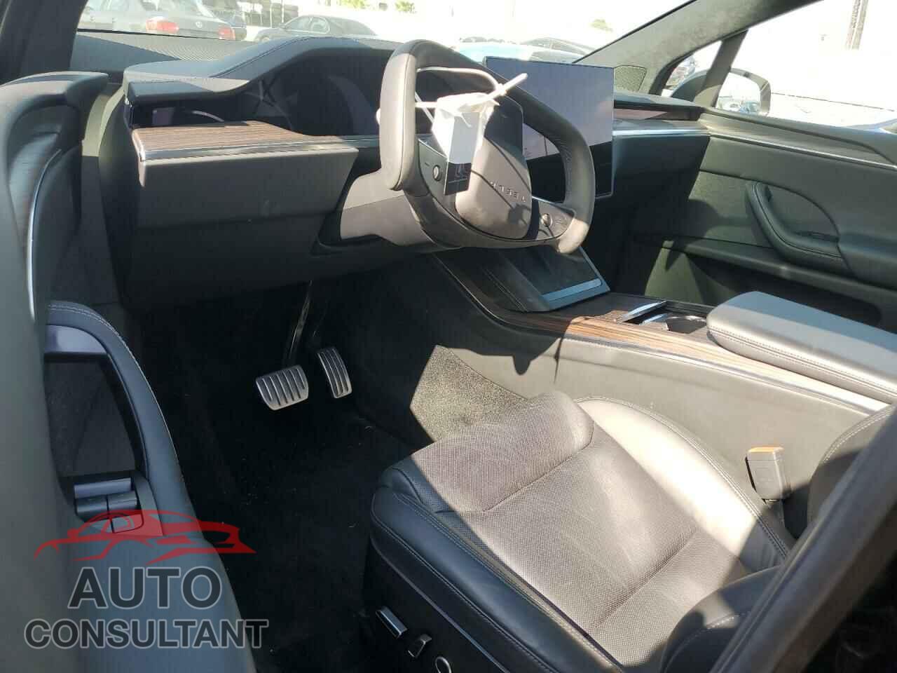 TESLA MODEL X 2023 - 7SAXCDE56PF367081