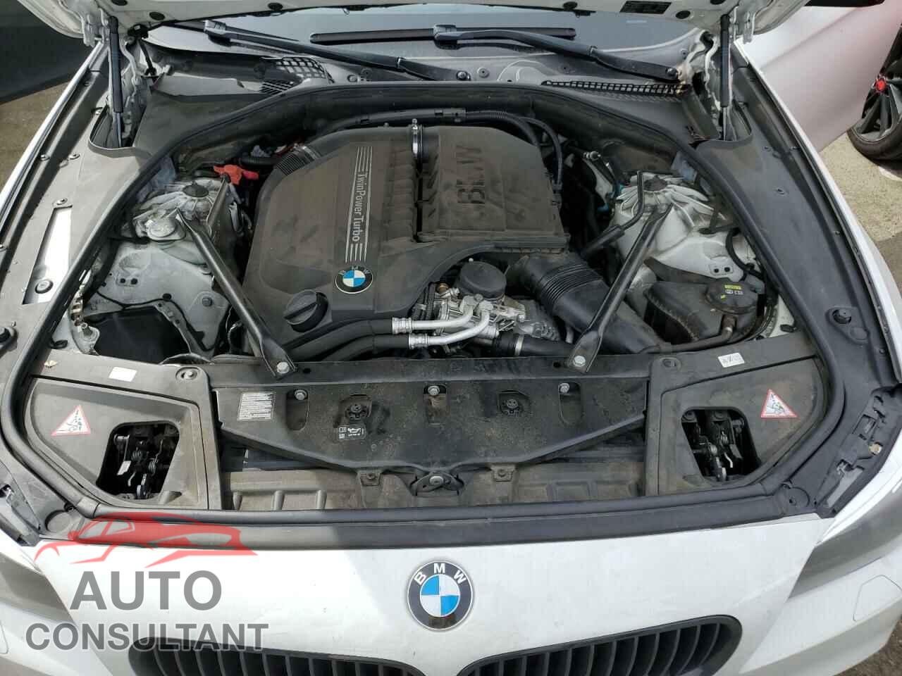 BMW 5 SERIES 2016 - WBA5B1C50GG551010