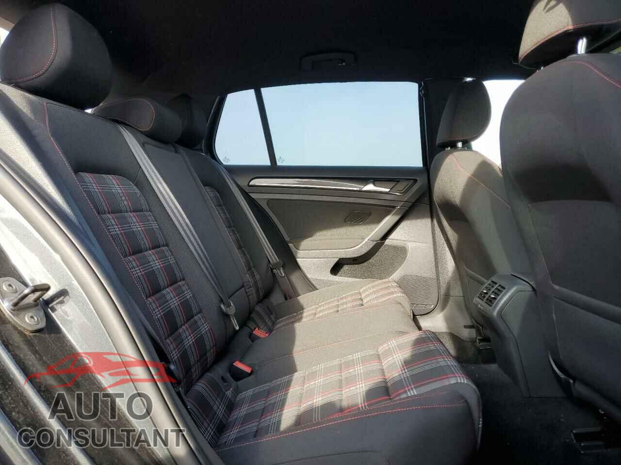 VOLKSWAGEN GTI 2017 - 3VW547AU9HM024694