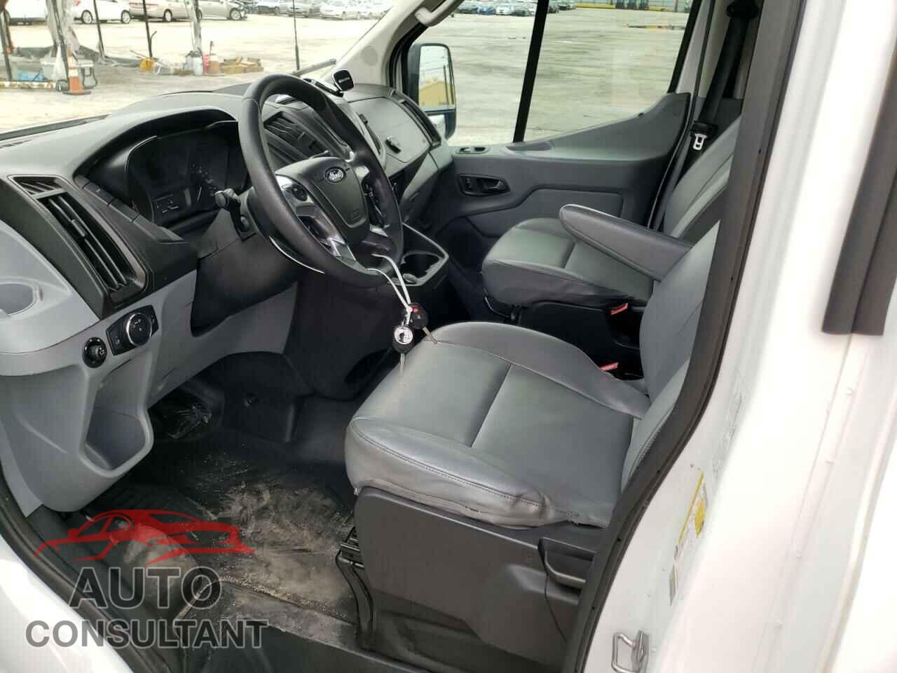 FORD TRANSIT 2018 - 1FTYE2CV3JKA26332