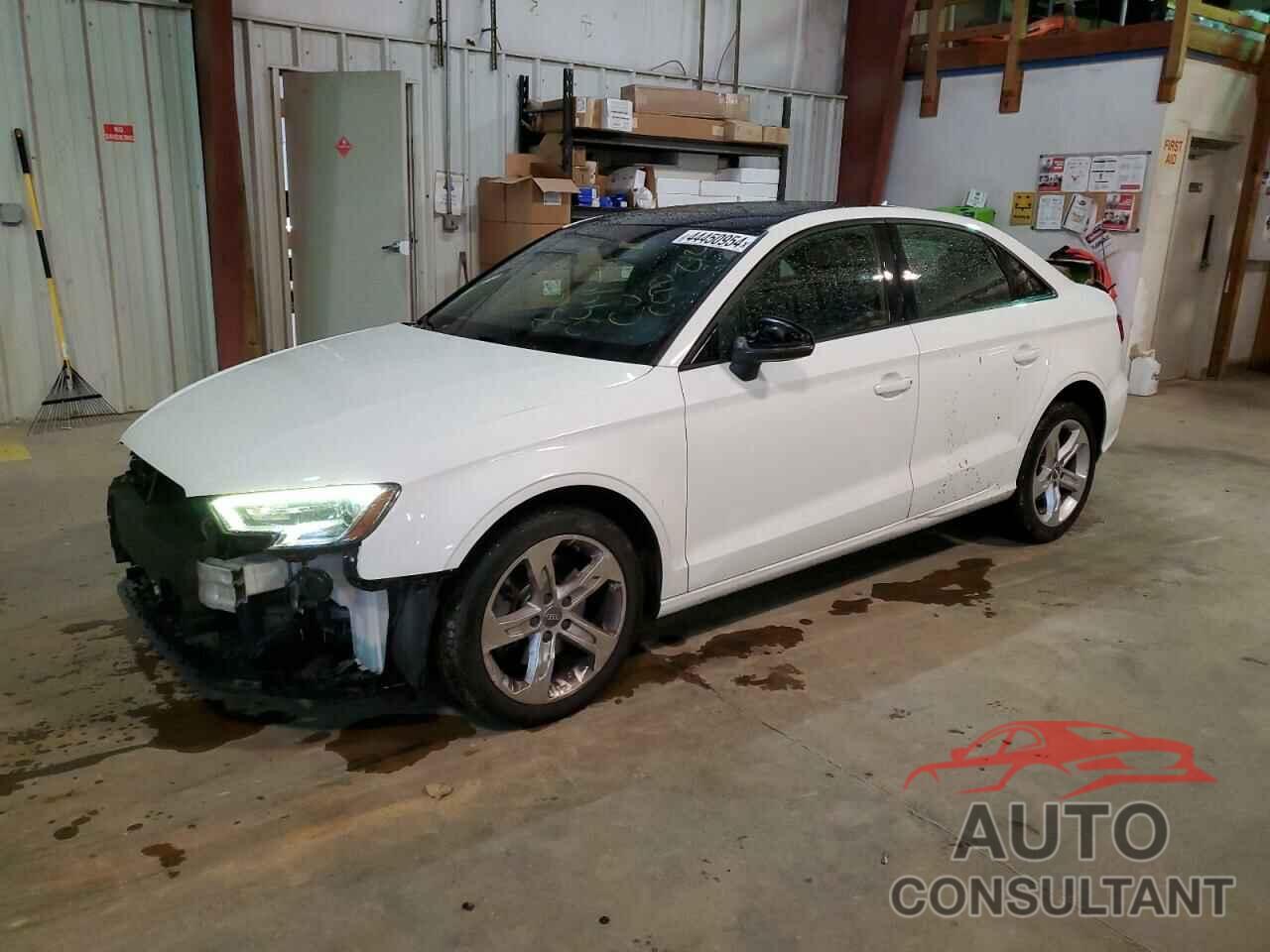 AUDI A3 2018 - WAUAUGFF9J1044424