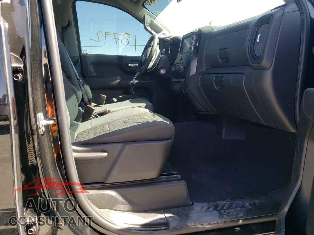 CHEVROLET SILVERADO 2021 - 3GCPYCEFXMG331983