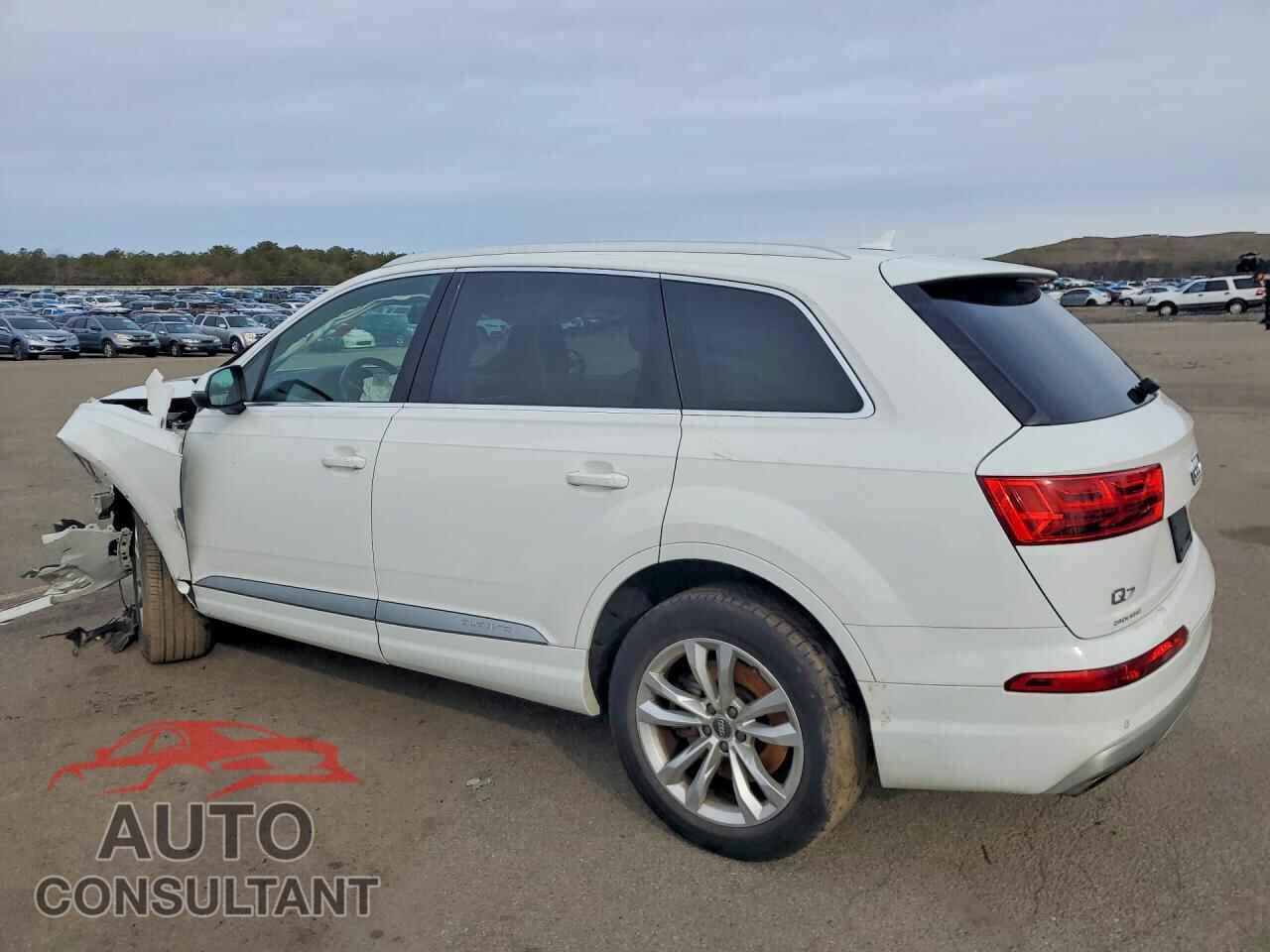 AUDI Q7 2019 - WA1LAAF72KD044415