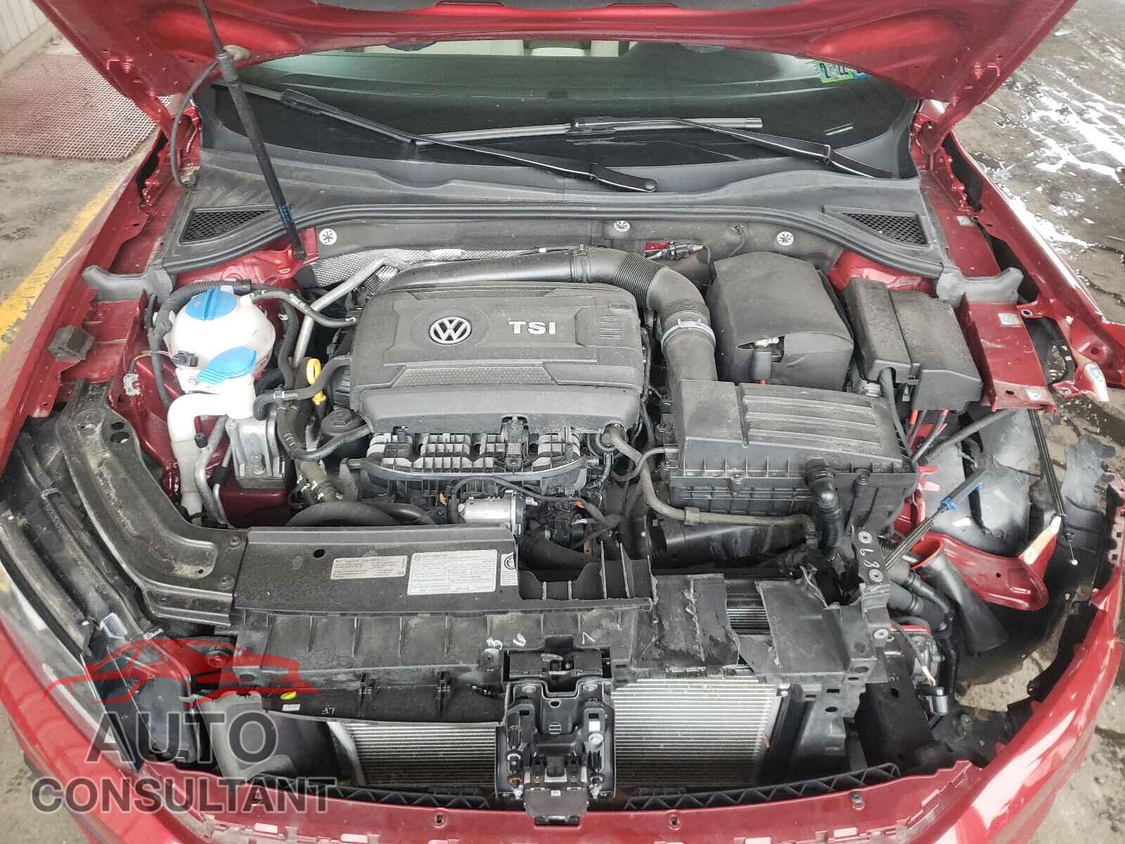 VOLKSWAGEN PASSAT 2017 - 1VWAT7A35HC045763