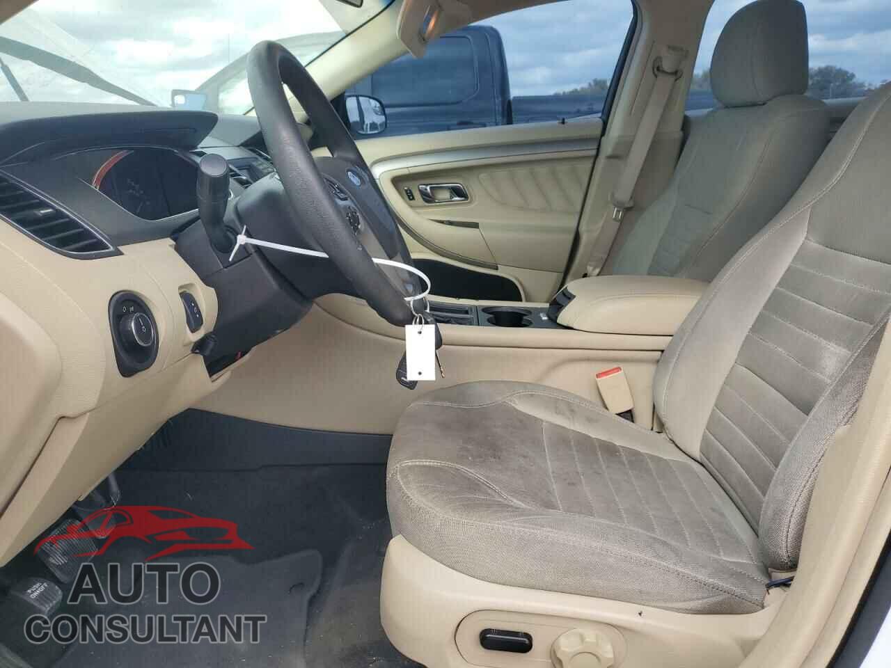 FORD TAURUS 2015 - 1FAHP2D81FG195591
