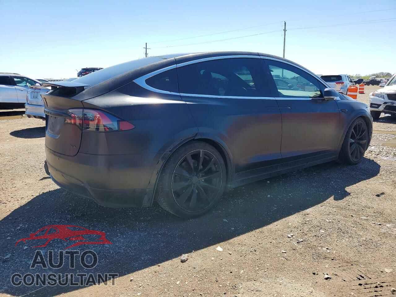 TESLA MODEL X 2017 - 5YJXCDE23HF061363