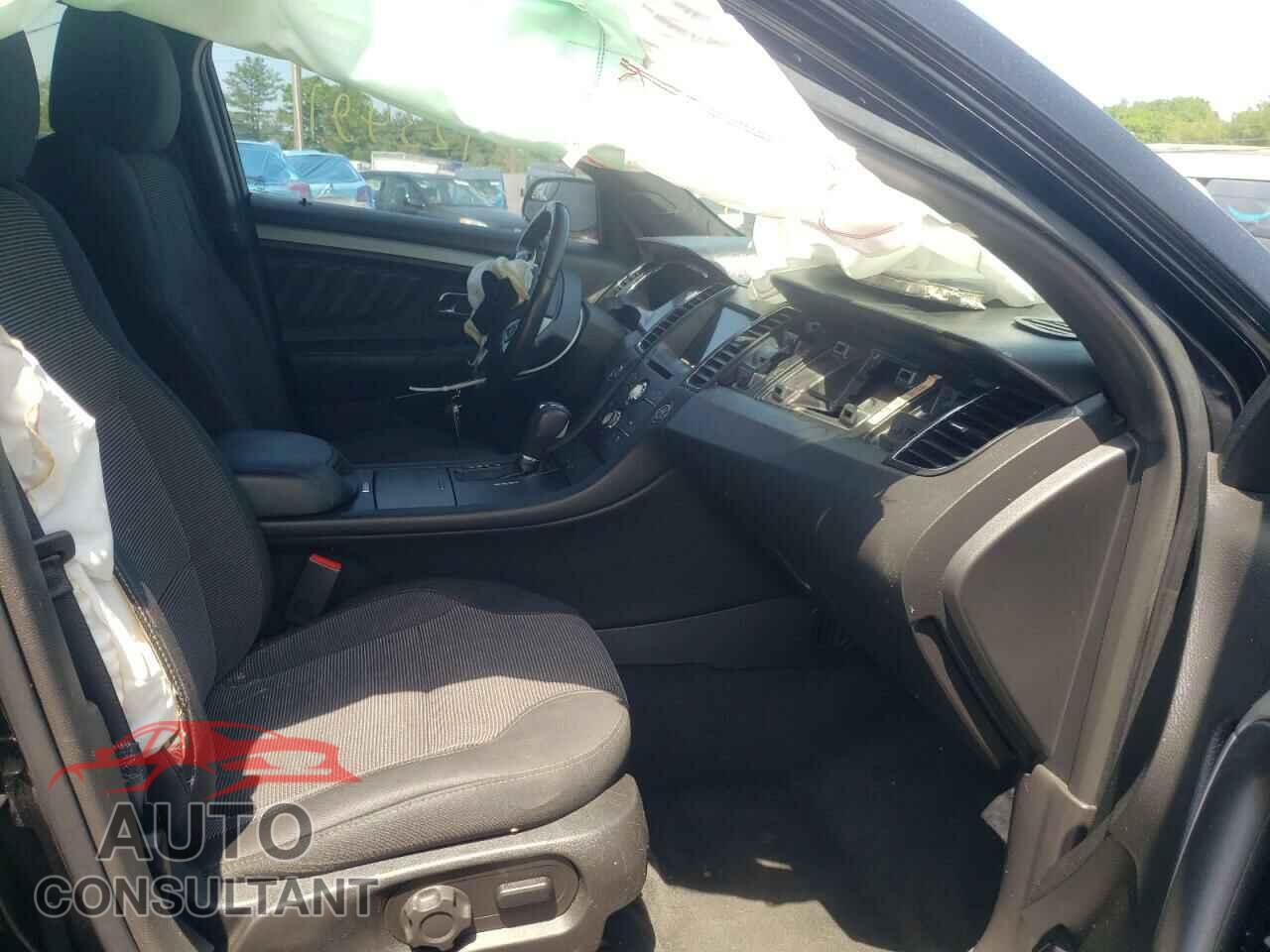 FORD TAURUS 2017 - 1FAHP2H84HG115617