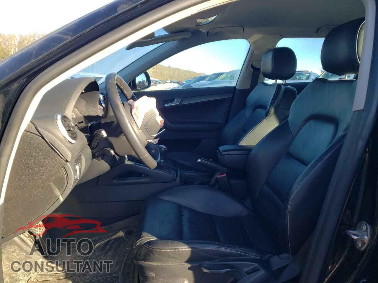AUDI A3 2010 - WAUFEAFM9AA126698