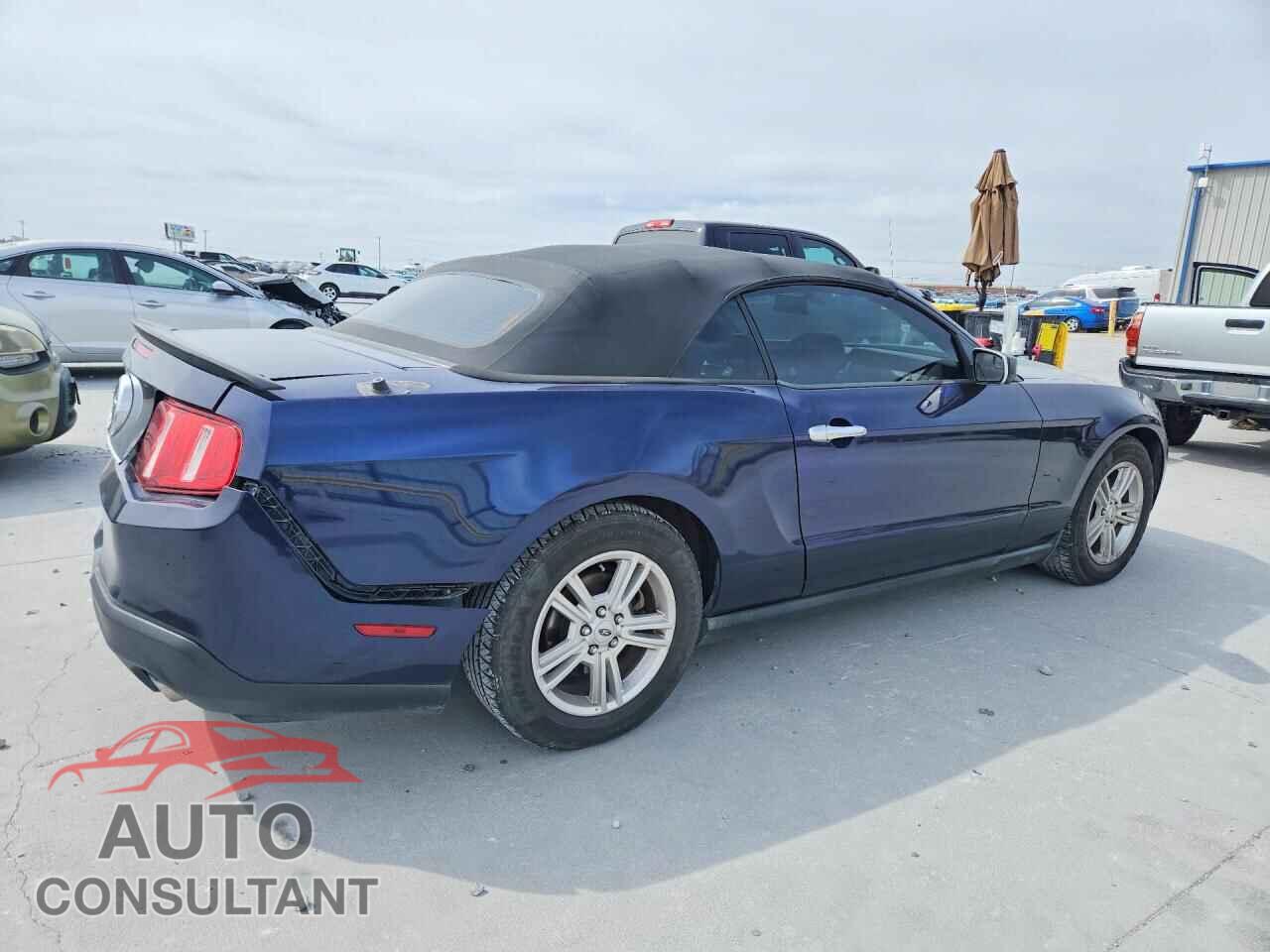 FORD MUSTANG 2012 - 1ZVBP8EM3C5257348