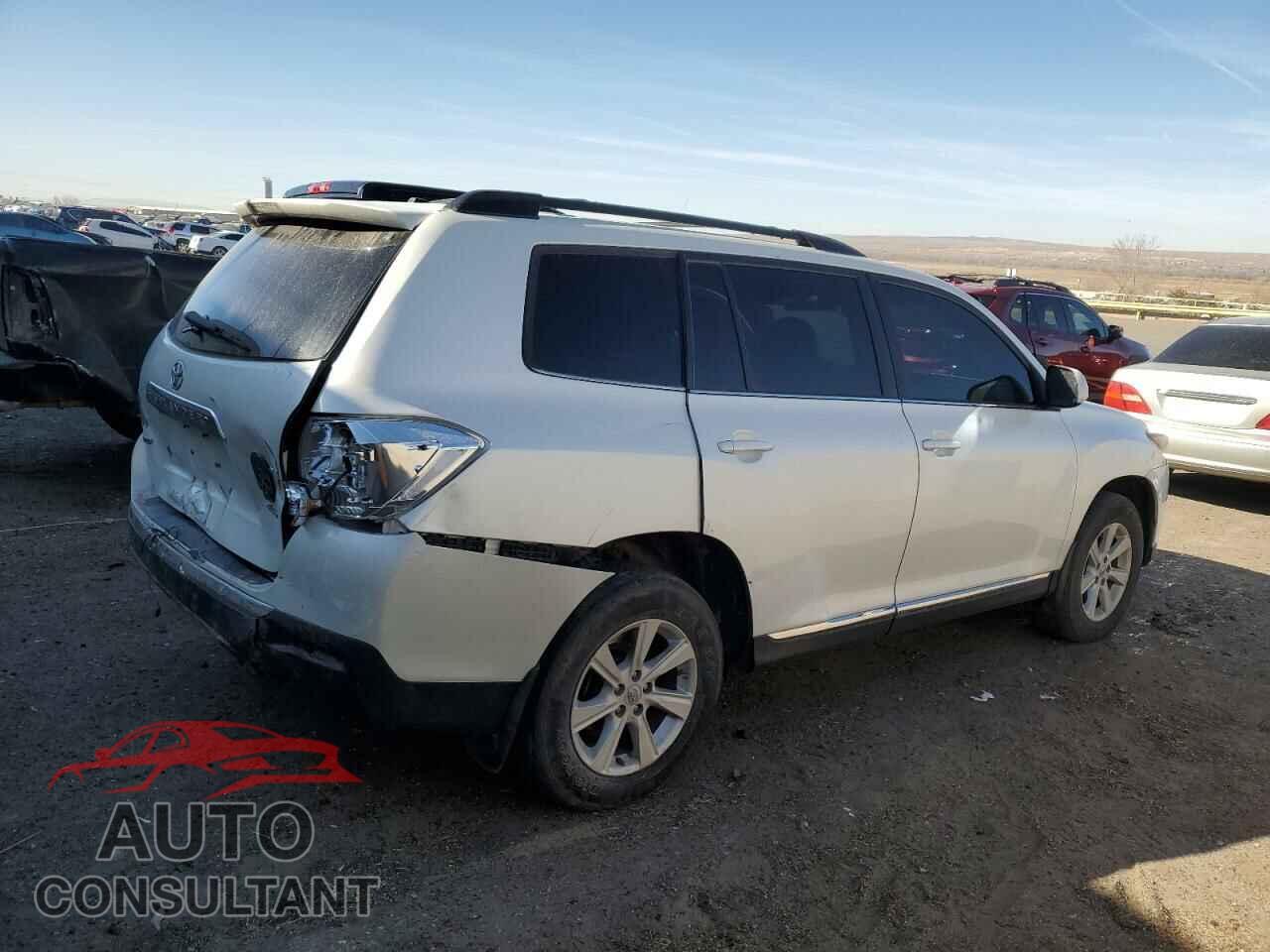 TOYOTA HIGHLANDER 2012 - 5TDBK3EH2CS150051