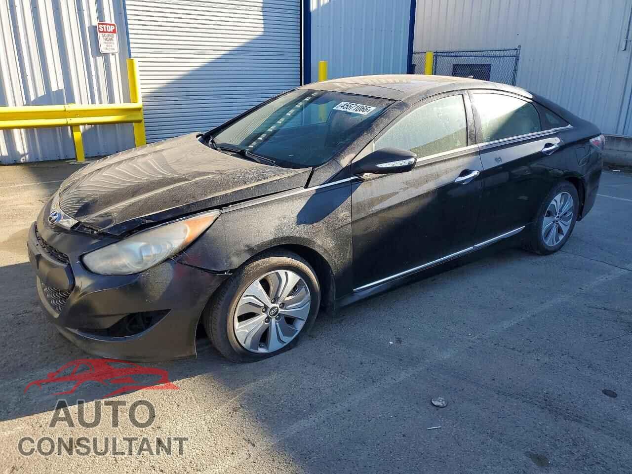 HYUNDAI SONATA 2015 - KMHEC4A47FA129910
