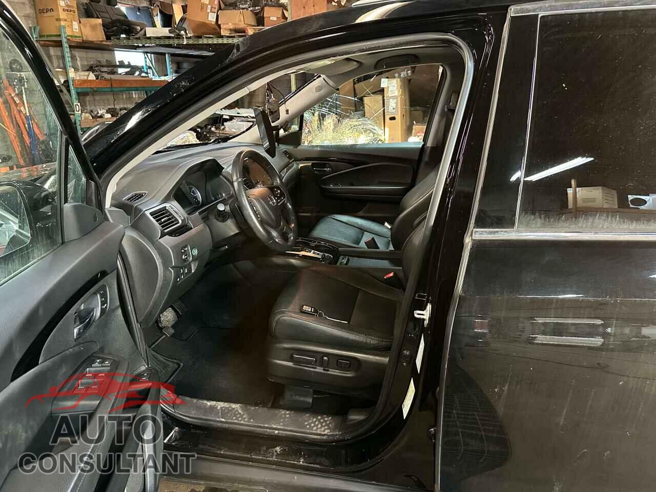 HONDA PILOT 2021 - 5FNYF6H96MB508259