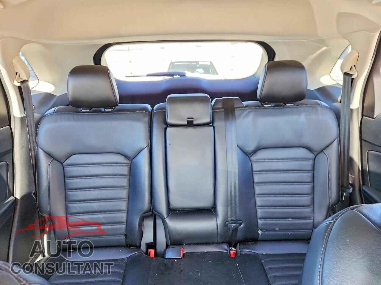 FORD EDGE 2018 - 2FMPK3J82JBB18934