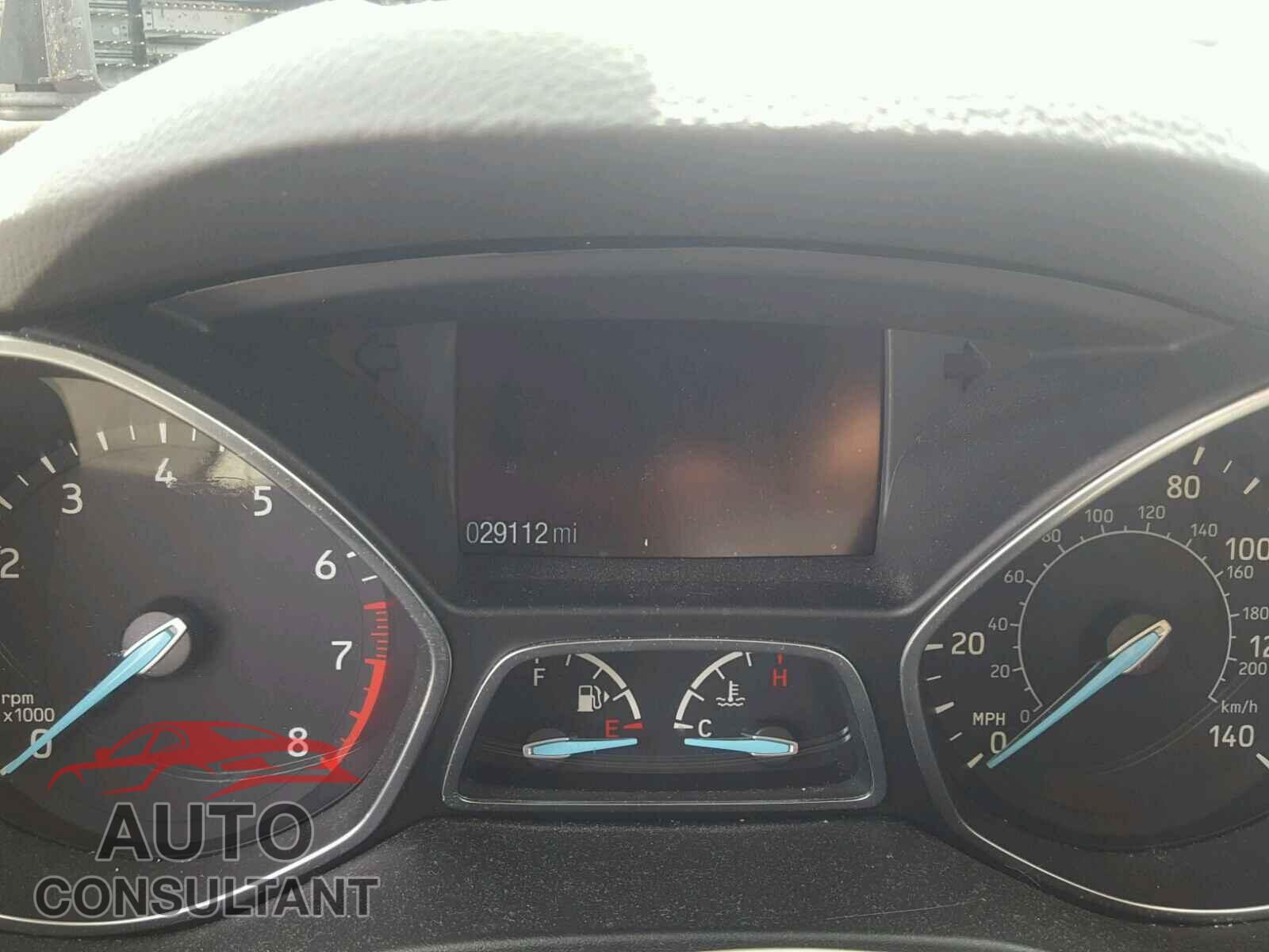 FORD ESCAPE S 2017 - 1FMCU0F74HUC19548