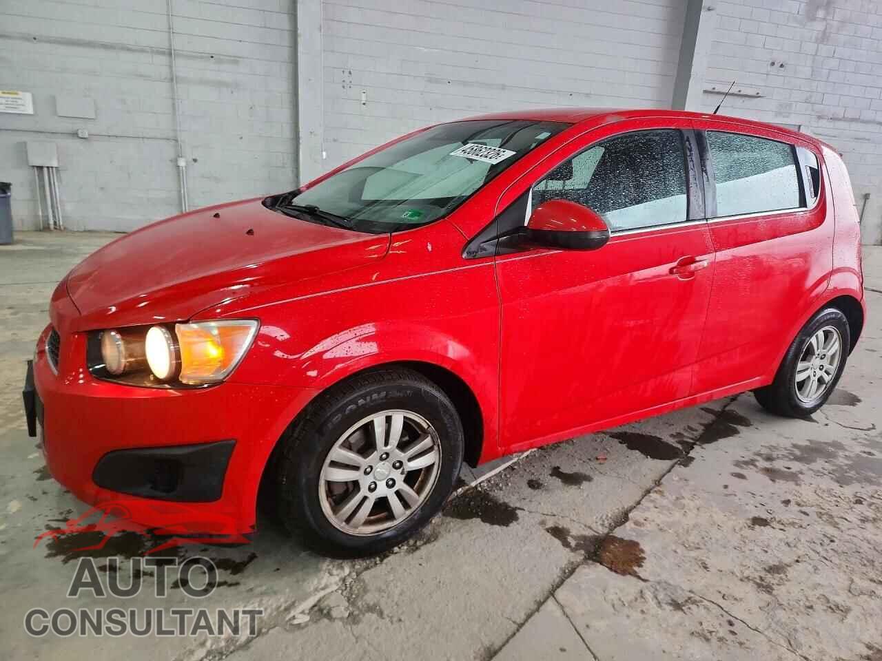 CHEVROLET SONIC 2014 - 1G1JC6SH4E4150705