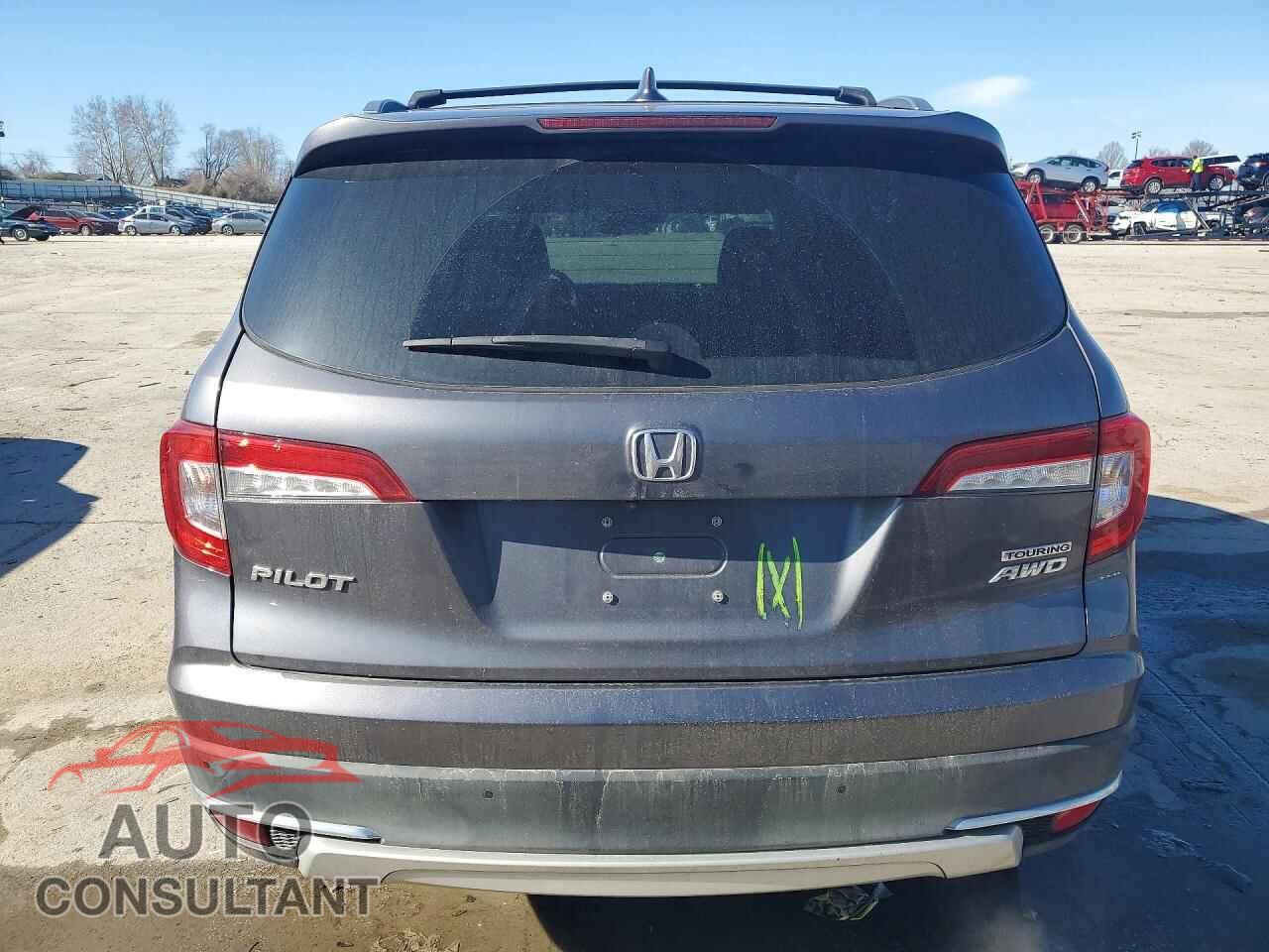 HONDA PILOT 2019 - 5FNYF6H95KB038383