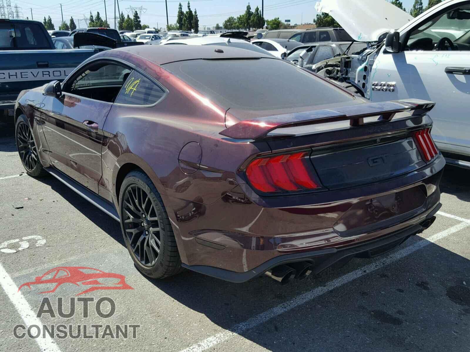 FORD MUSTANG 2018 - 1FA6P8CF0J5104681