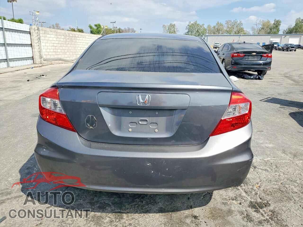 HONDA CIVIC 2012 - 2HGFB2F56CH567382