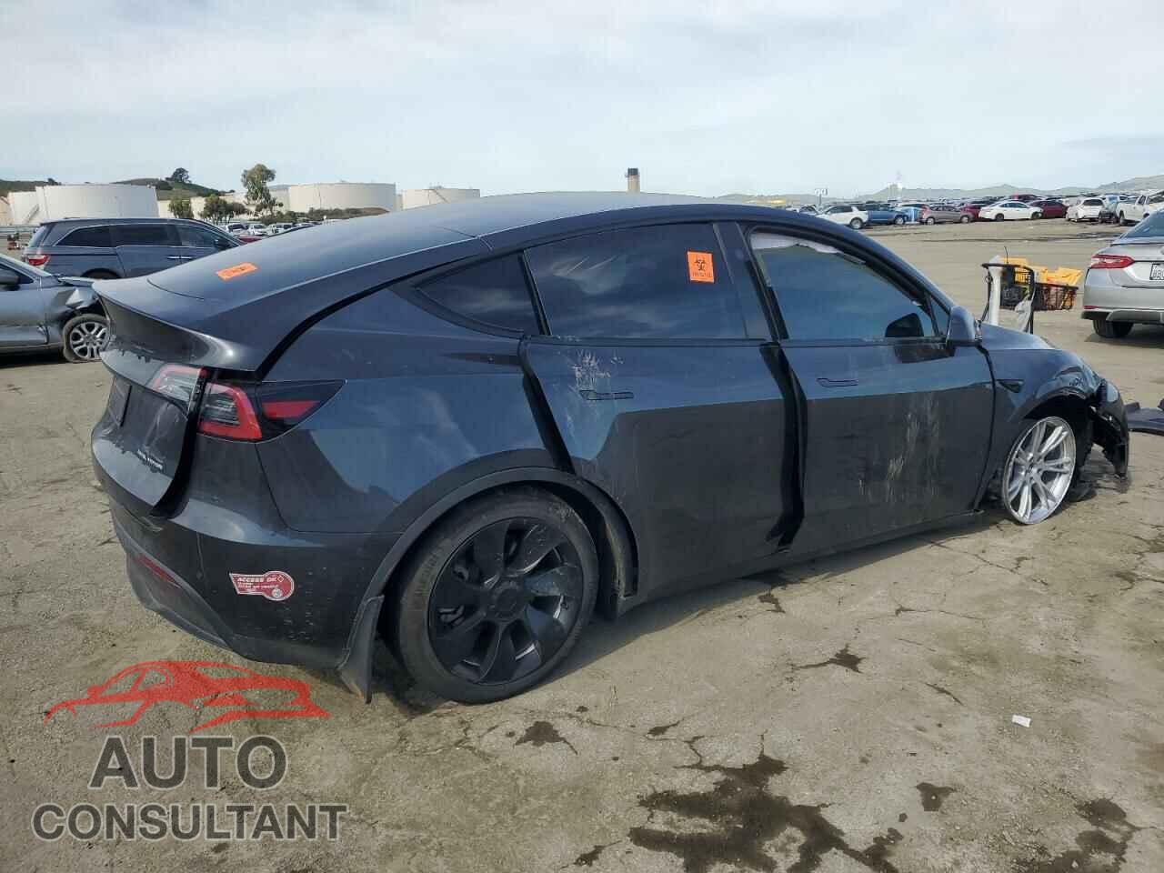TESLA MODEL Y 2024 - 7SAYGDEEXRF014130