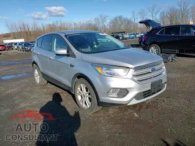 FORD ESCAPE 2017 - 1FMCU0GD5HUE91160