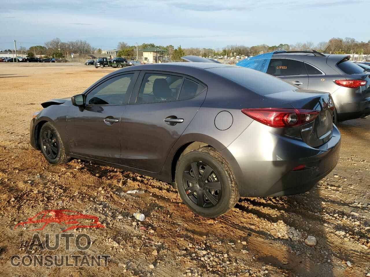 MAZDA 3 2018 - 3MZBN1U70JM240426