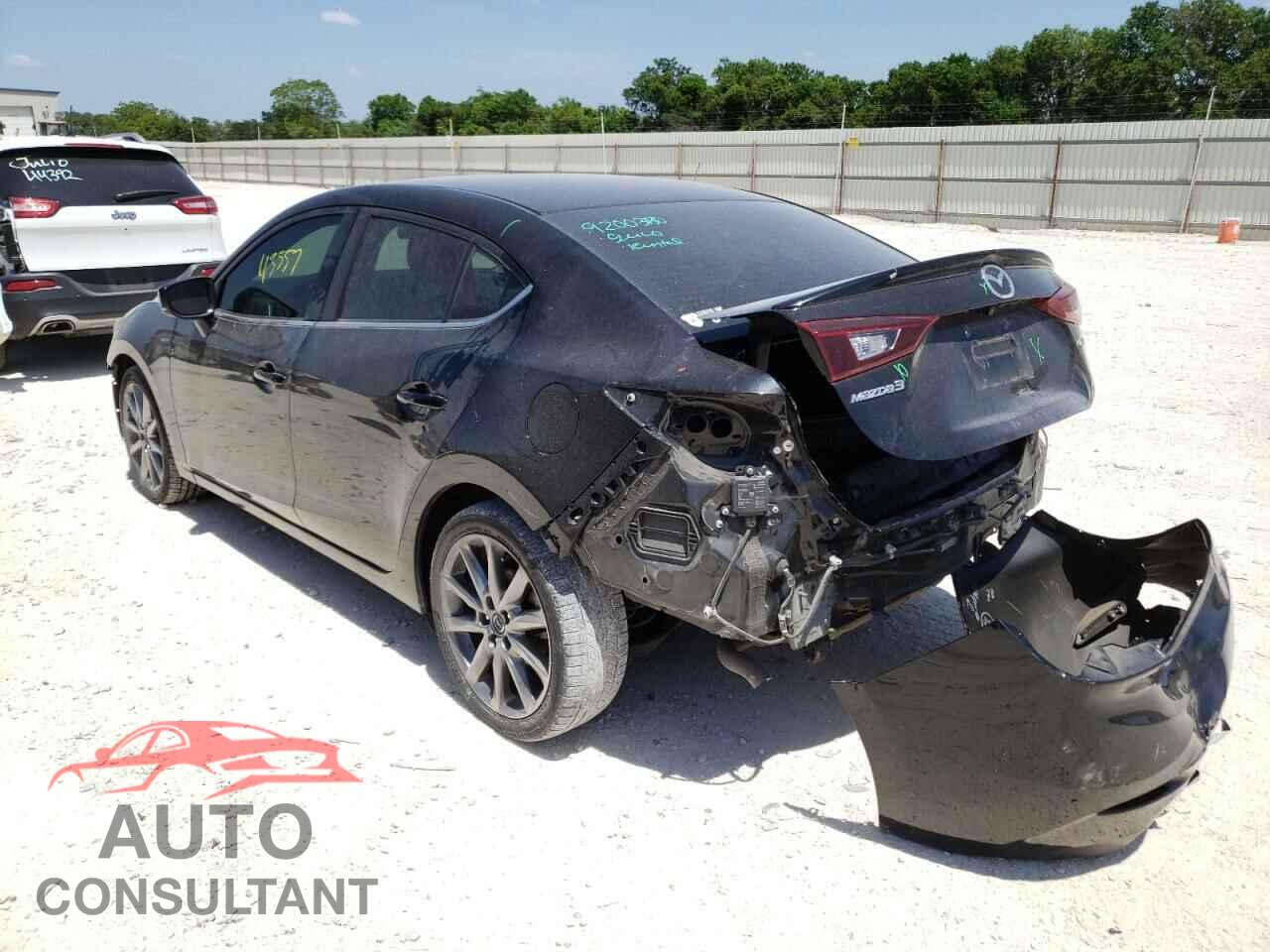 MAZDA 3 2018 - 3MZBN1V35JM254494