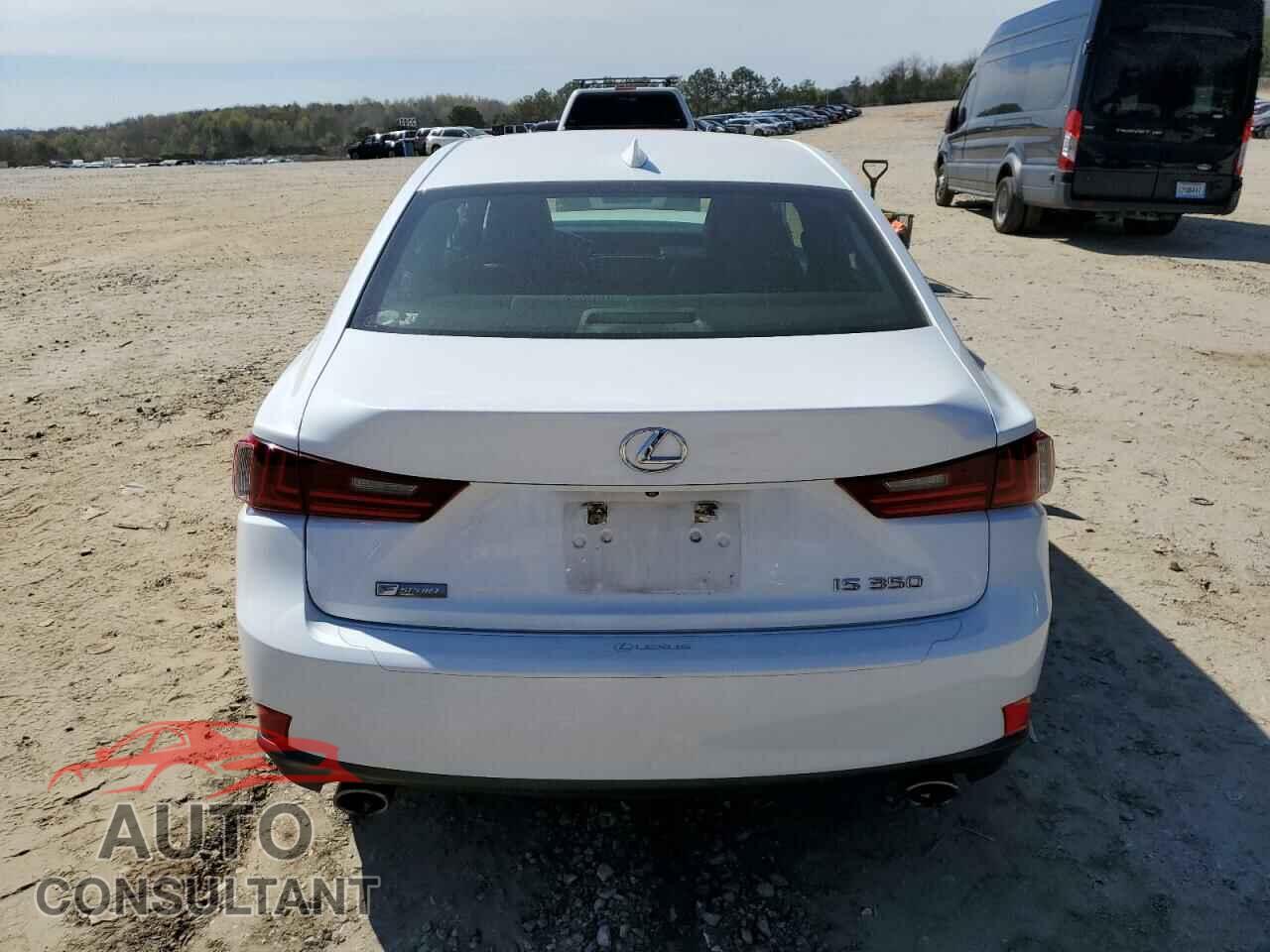 LEXUS IS 2015 - JTHBE1D22F5018313