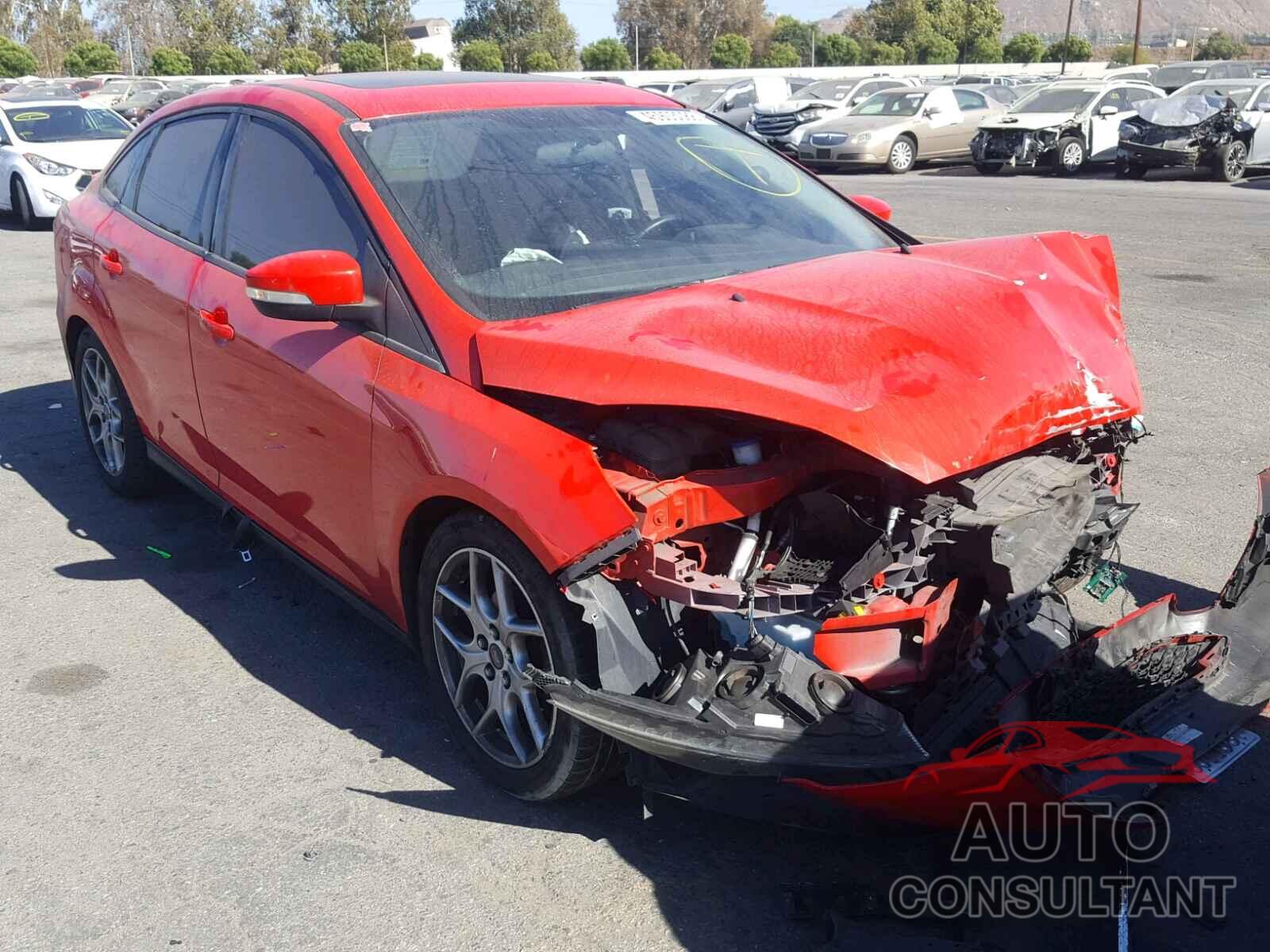 FORD FOCUS 2015 - 1FADP3F2XFL244596