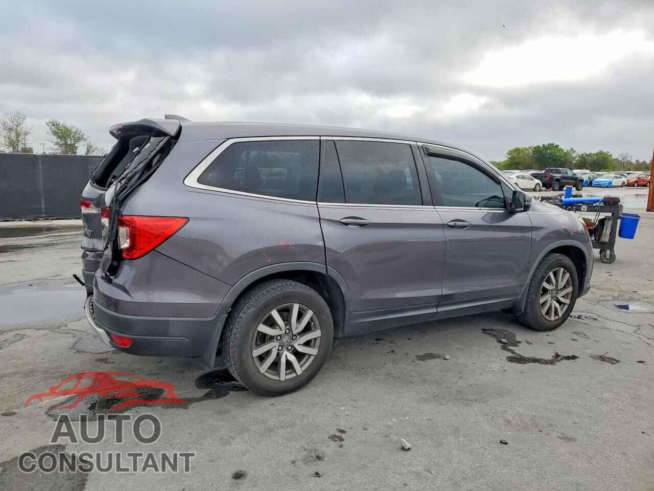 HONDA PILOT 2019 - 5FNYF5H3XKB022315