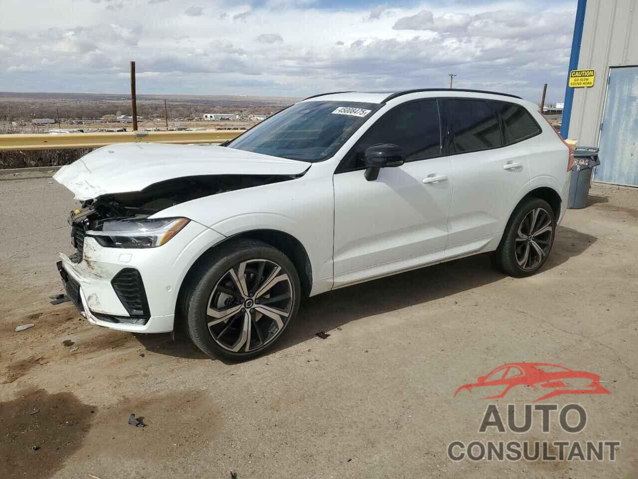 VOLVO XC60 ULTIM 2023 - YV4L12RX0P1373272