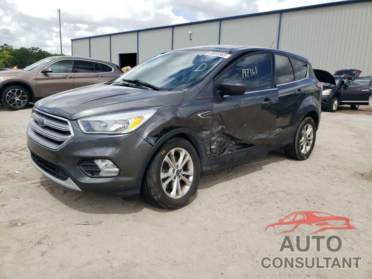 FORD ESCAPE 2017 - 1FMCU0G99HUB05240