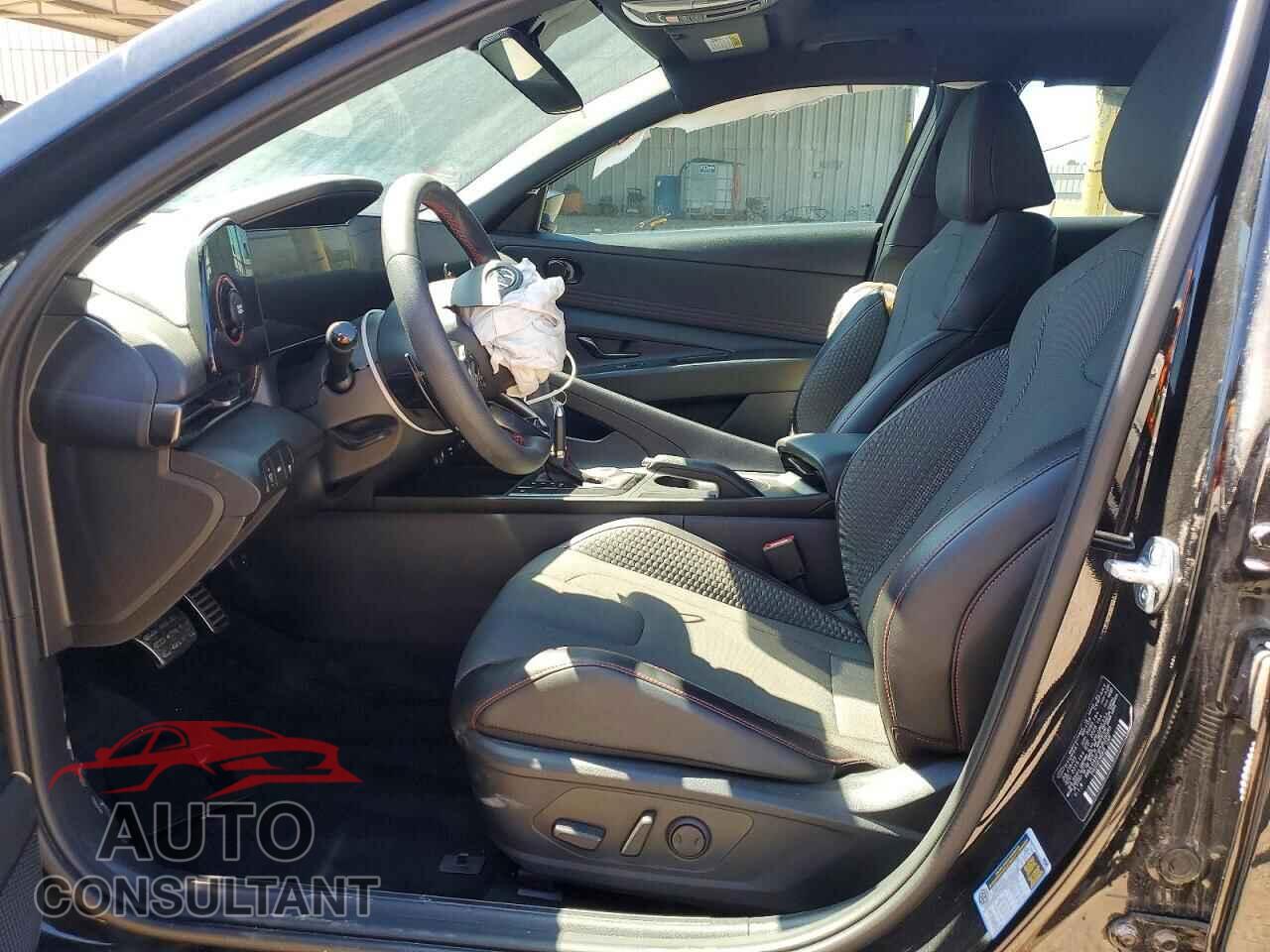 HYUNDAI ELANTRA 2023 - KMHLR4AF9PU628585
