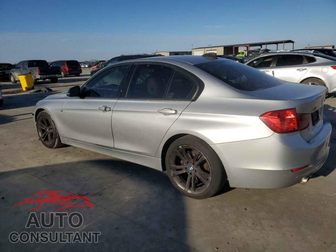 BMW 3 SERIES 2012 - WBA3A5G58CNP18280
