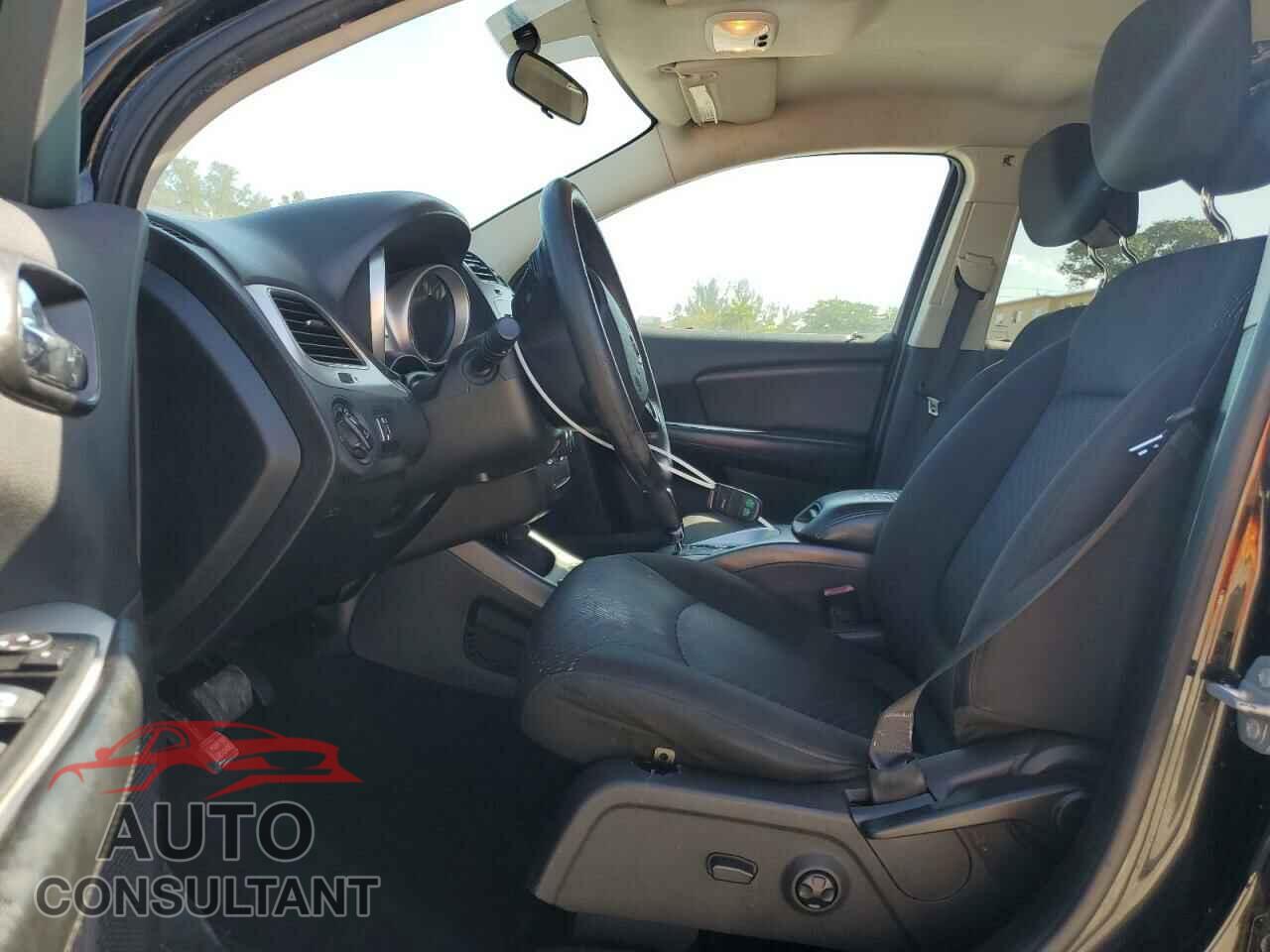 DODGE JOURNEY 2015 - 3C4PDCBGXFT718505