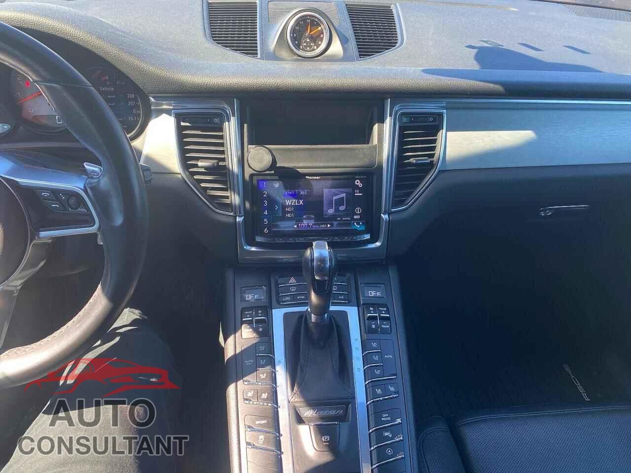 PORSCHE MACAN 2015 - WP1AB2A51FLB54601
