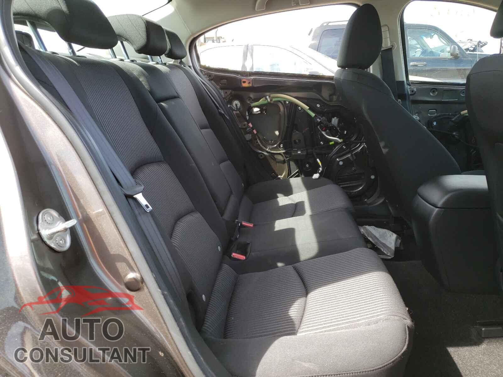 MAZDA 3 2016 - 3MZBM1V78GM286063