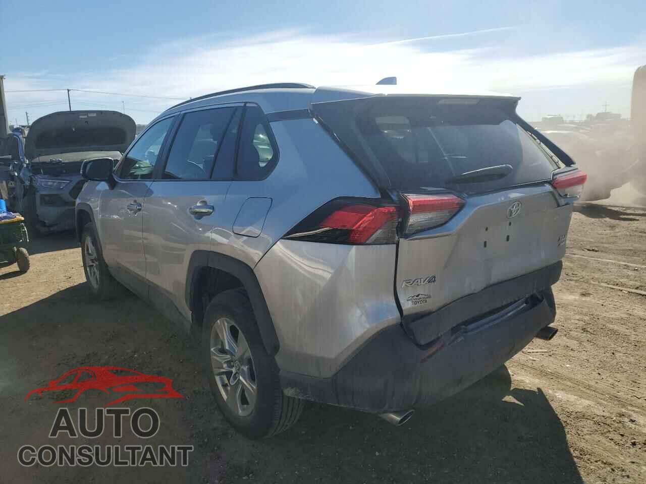TOYOTA RAV4 2023 - 2T3P1RFV3PC332444