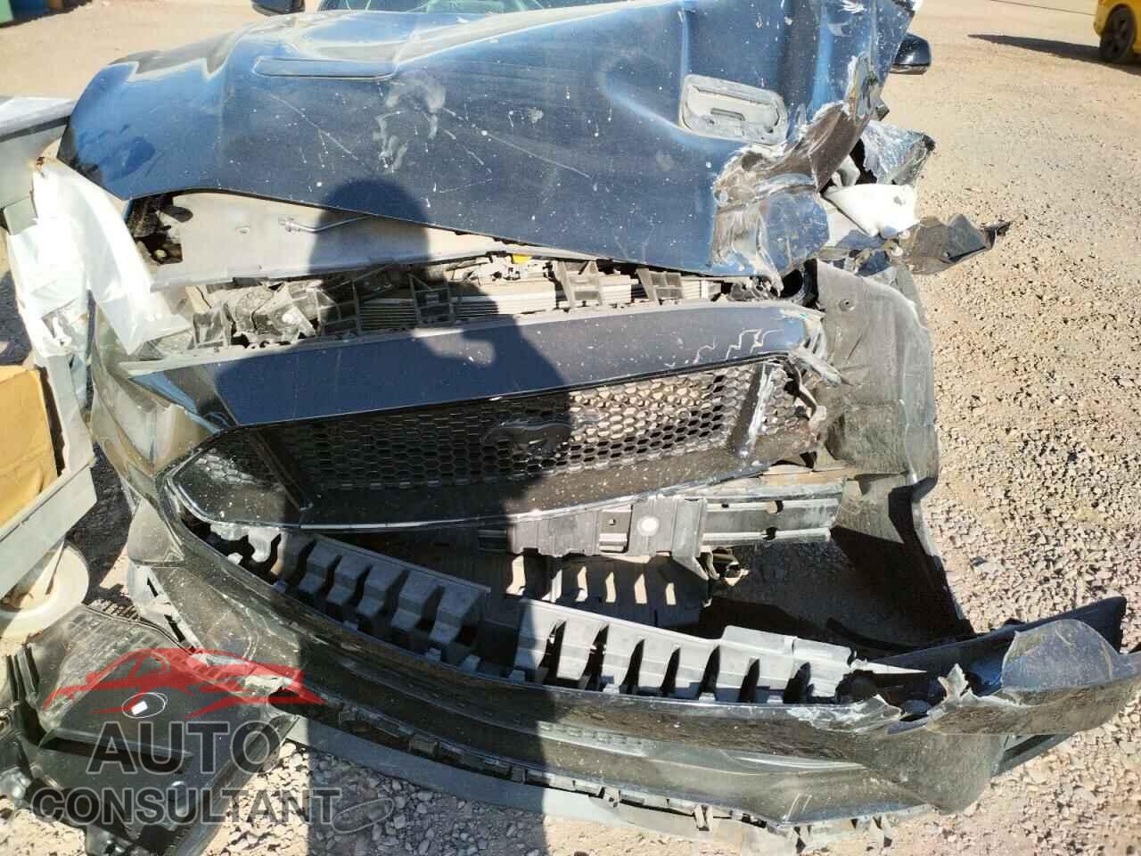 FORD MUSTANG 2020 - 1FA6P8CF3L5101115