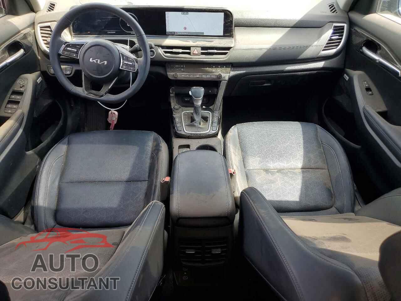 KIA SELTOS 2024 - KNDETCA72R7643223