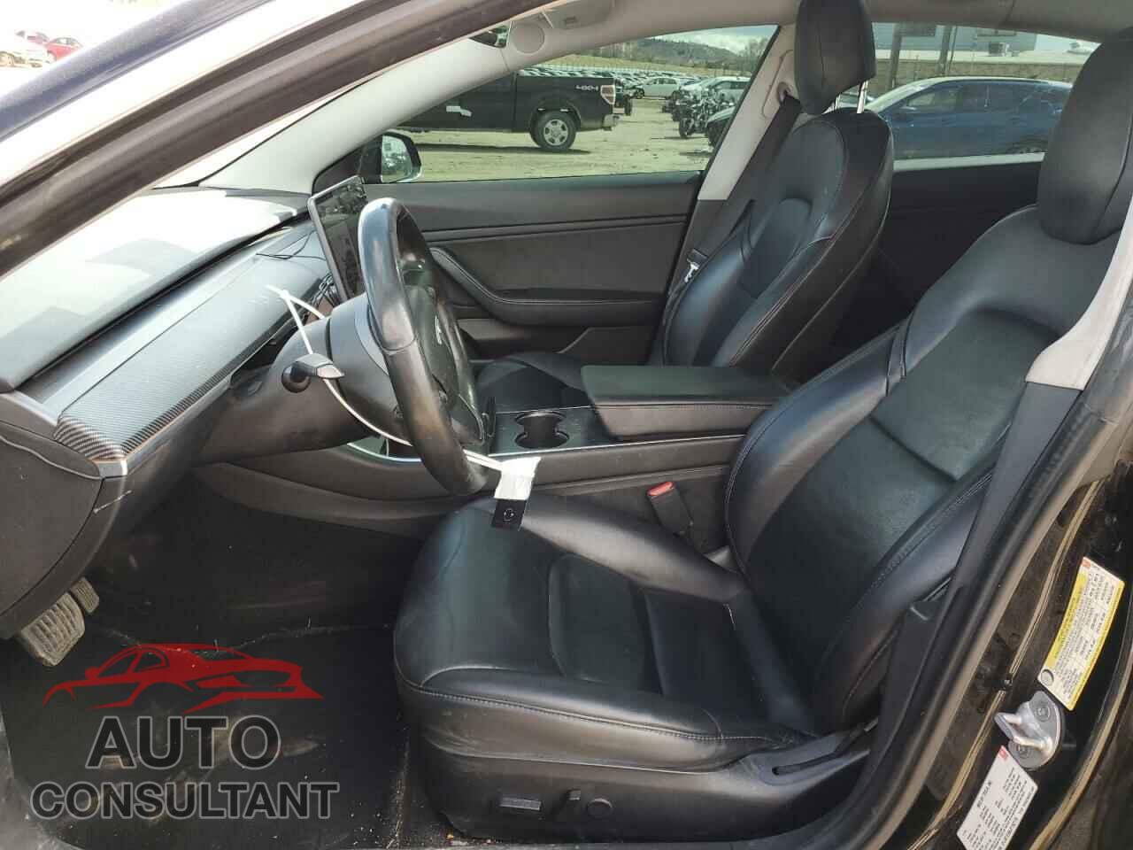 TESLA MODEL 3 2018 - 5YJ3E1EA4JF152176