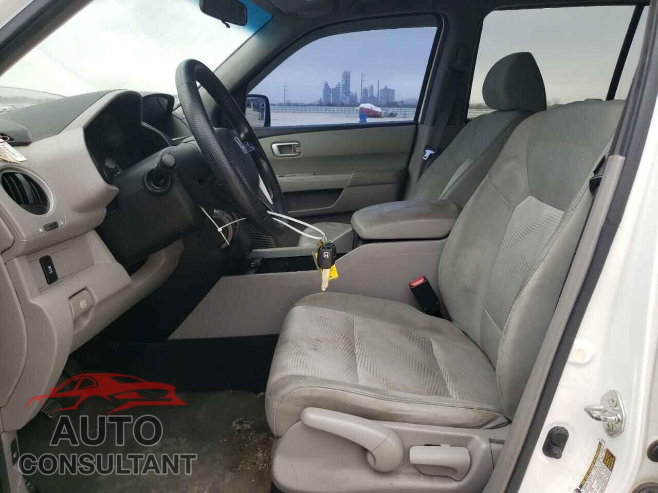 HONDA PILOT 2013 - 5FNYF4H20DB074895