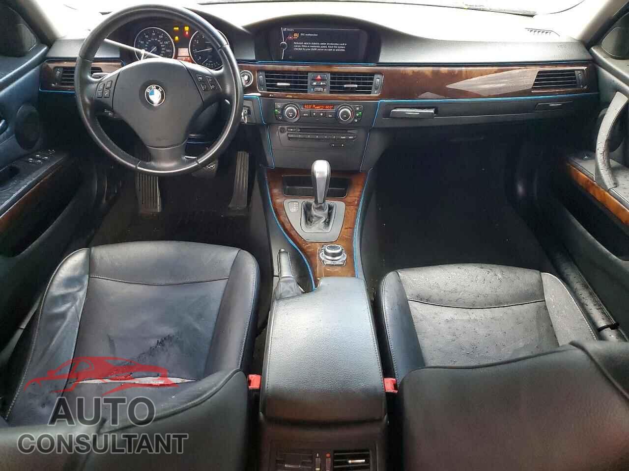 BMW 3 SERIES 2011 - WBAPH5G59BNM84324
