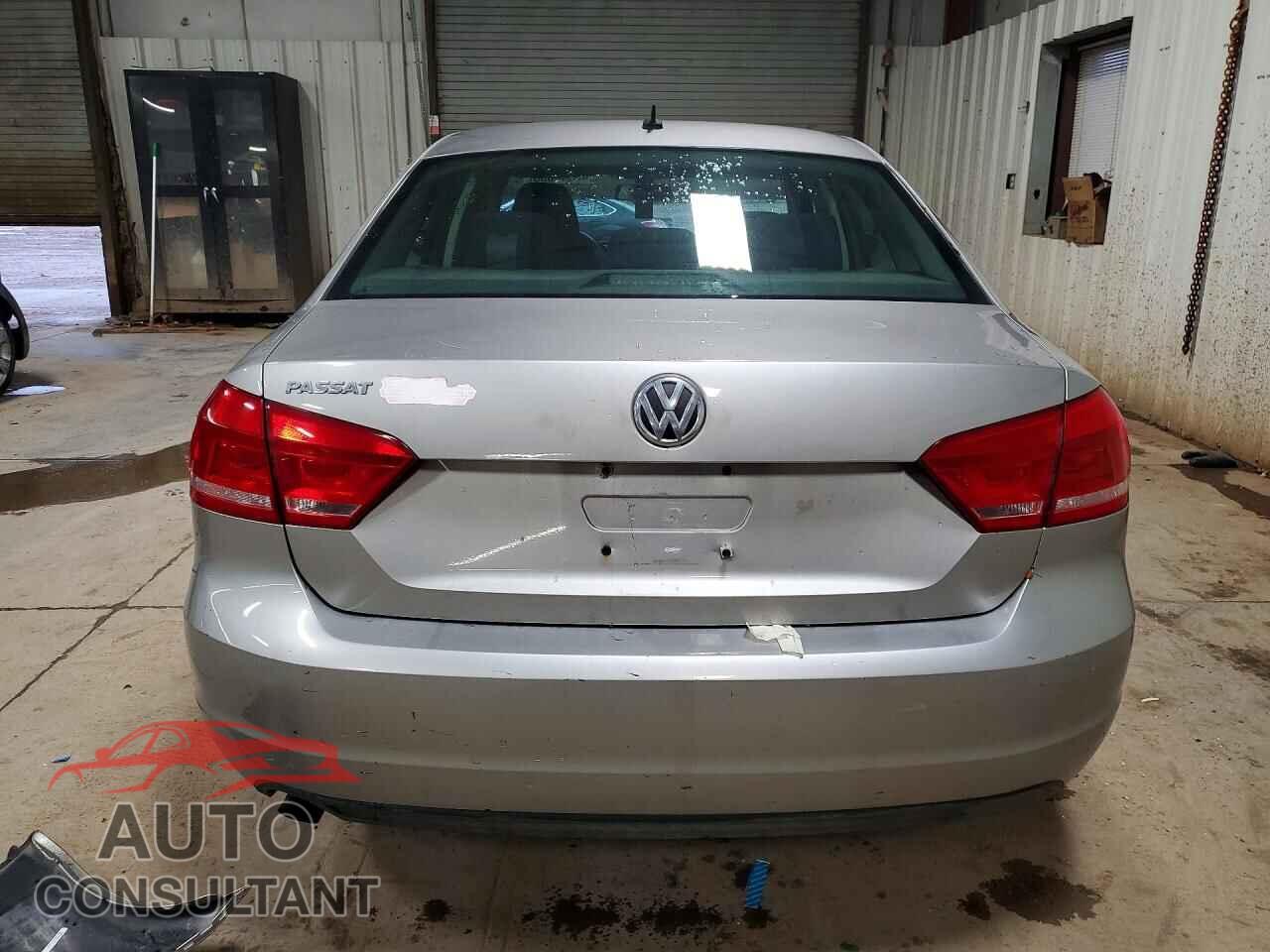 VOLKSWAGEN PASSAT 2012 - 1VWAP7A33CC068715