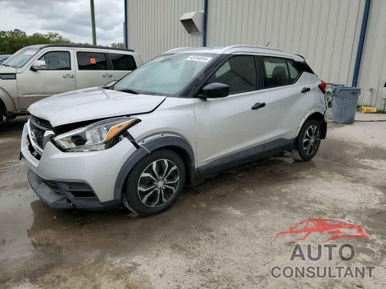 NISSAN KICKS 2019 - 3N1CP5CU0KL520261