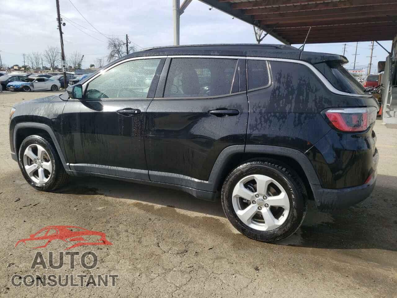 JEEP COMPASS 2018 - 3C4NJCBB3JT300087