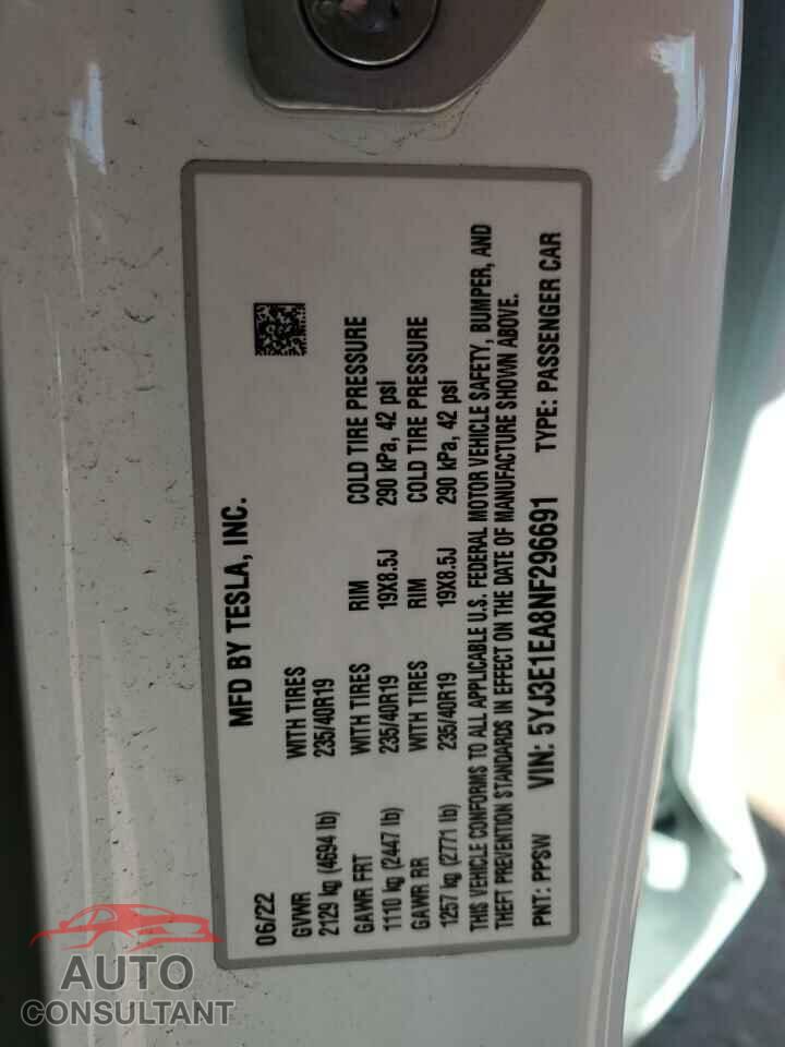 TESLA MODEL 3 2022 - 5YJ3E1EA8NF296691