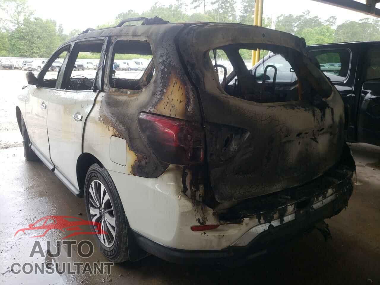 NISSAN PATHFINDER 2017 - 5N1DR2MN4HC637701