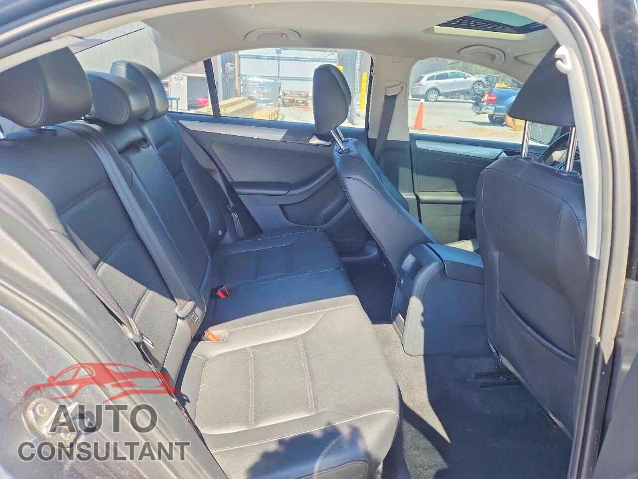 VOLKSWAGEN JETTA 2017 - 3VWB67AJ9HM300035