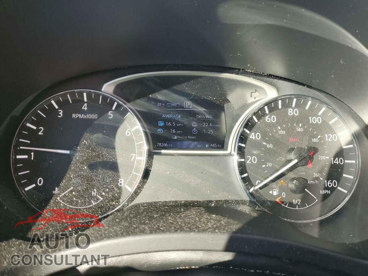 NISSAN PATHFINDER 2017 - 5N1DR2MM6HC641997