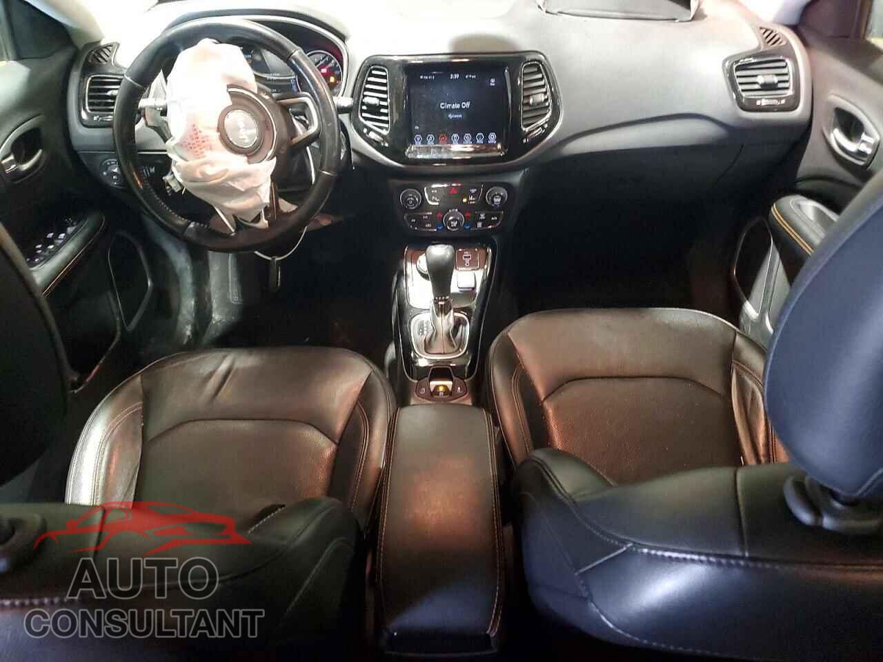 JEEP COMPASS 2021 - 3C4NJDCB4MT515213